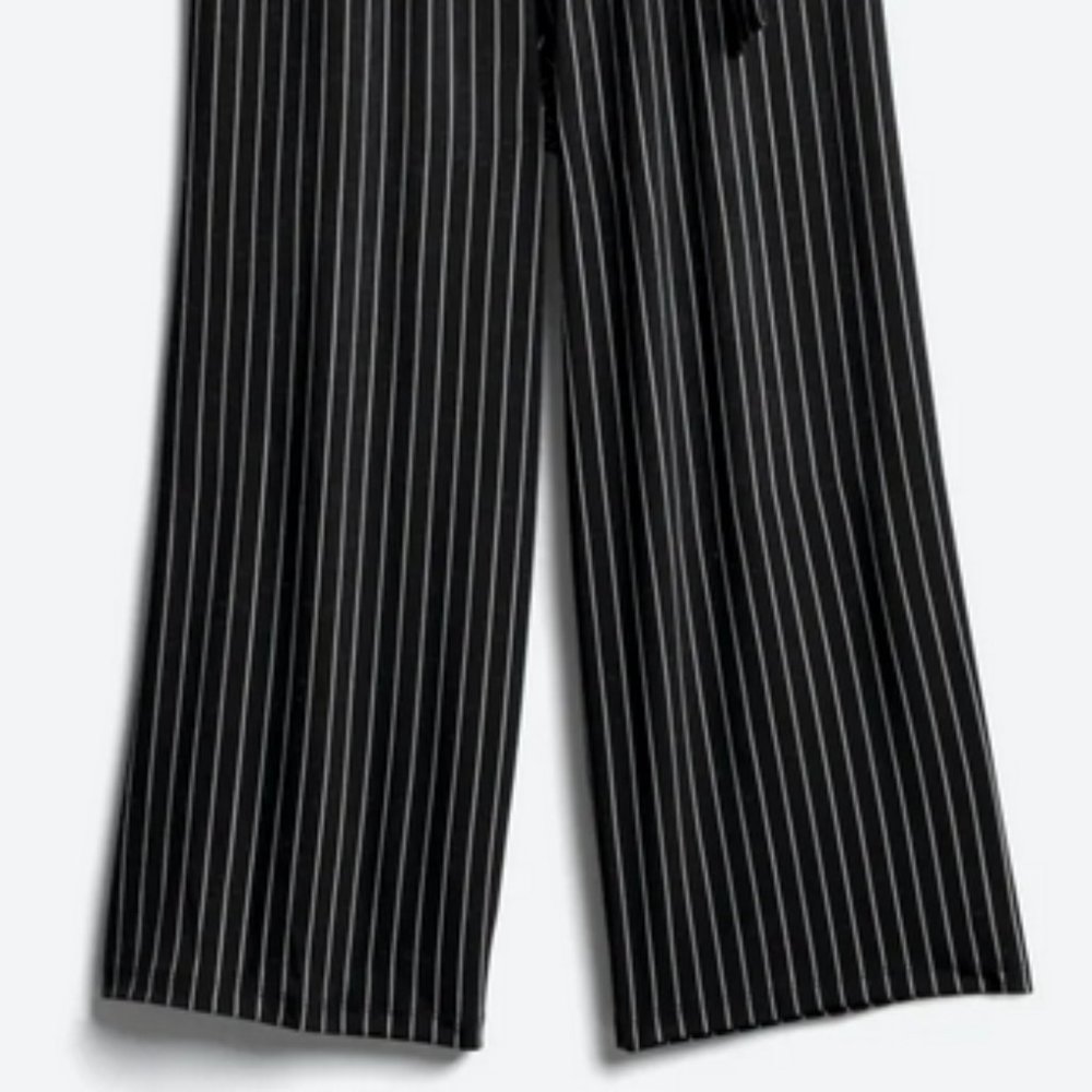 Kaileigh Rica Knit Crop Jumpsuit (L) - Picture 2 of 6
